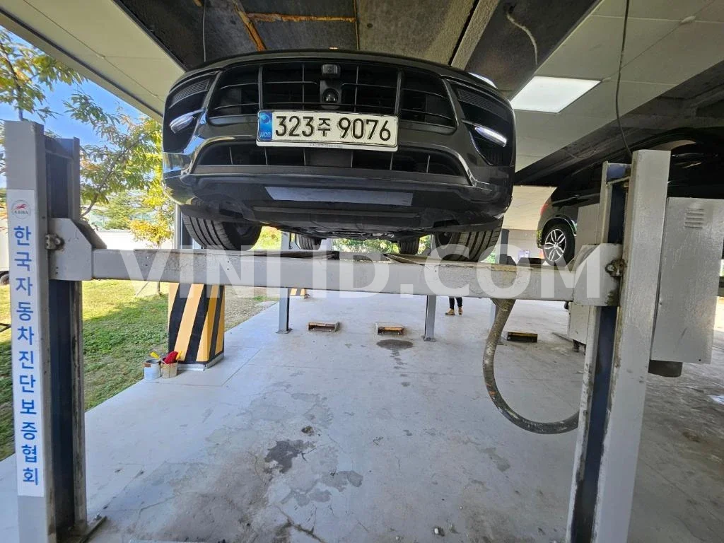 2020 Porsche Macan GTS - Photo 1