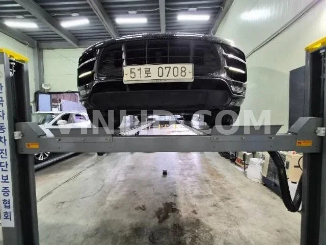 2016 Porsche Macan - Photo 1