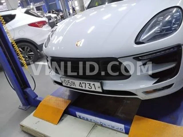 2018 Porsche Macan - Photo 1