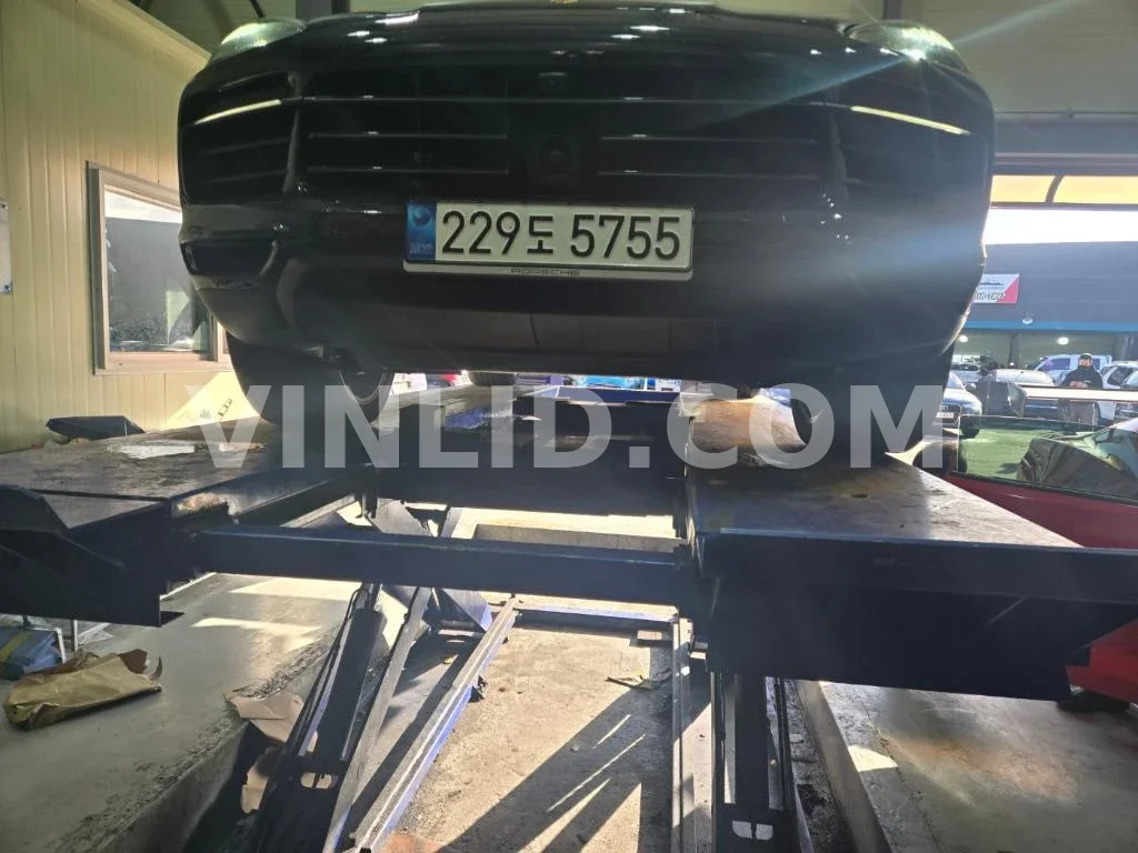 2023 Porsche Cayenne COUPE (5 Seater ) - Photo 1