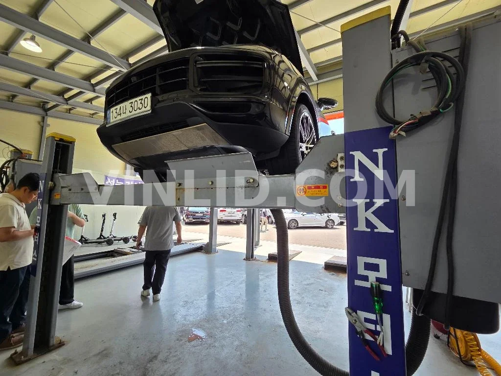 2021 Porsche Cayenne Turbo COUPE (5 Seater) - Photo 1
