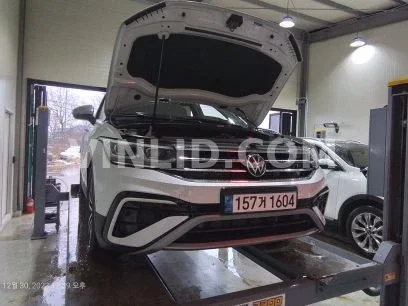 2023 Volkswagen Tiguan Allspace - Photo 1