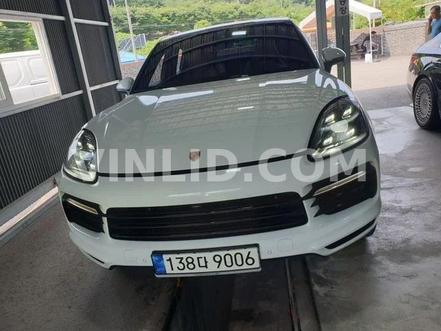 2021 Porsche Cayenne COUPE - Photo 1