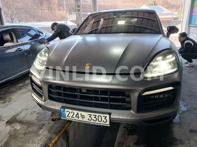 2021 Porsche Cayenne COUPE (5 Seater) - Photo 1