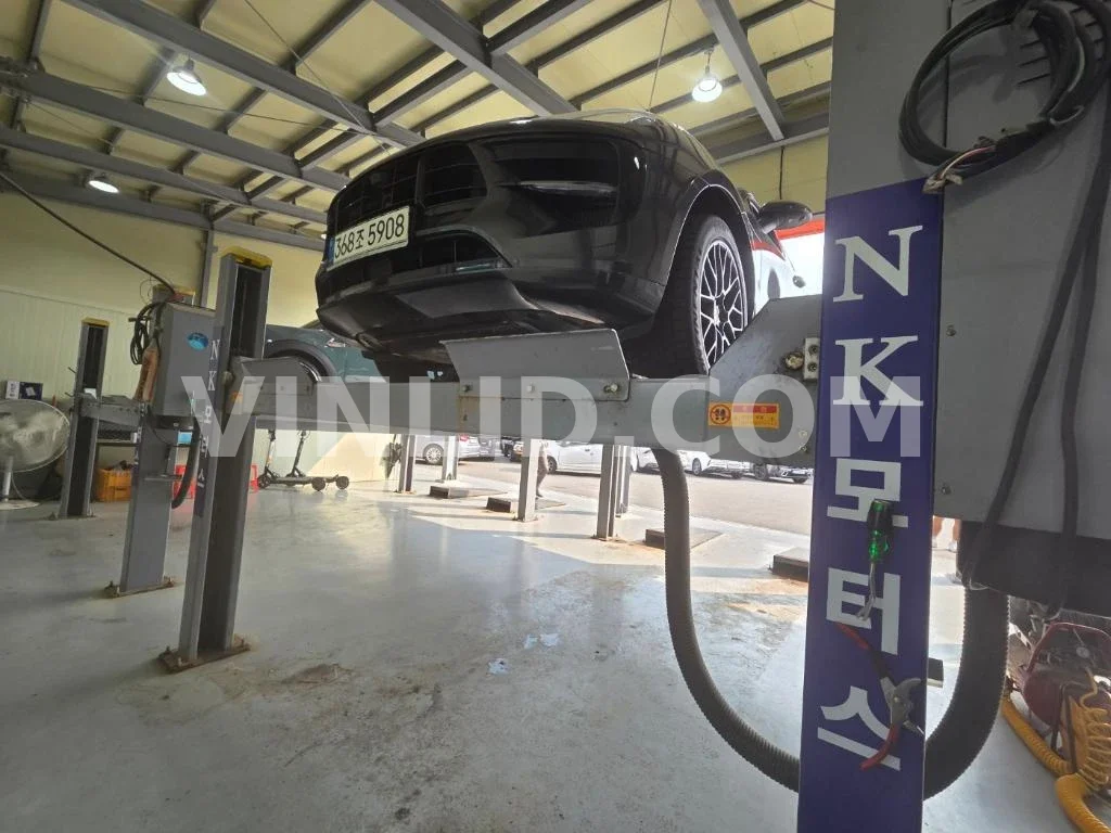 2021 Porsche Macan GTS - Photo 1