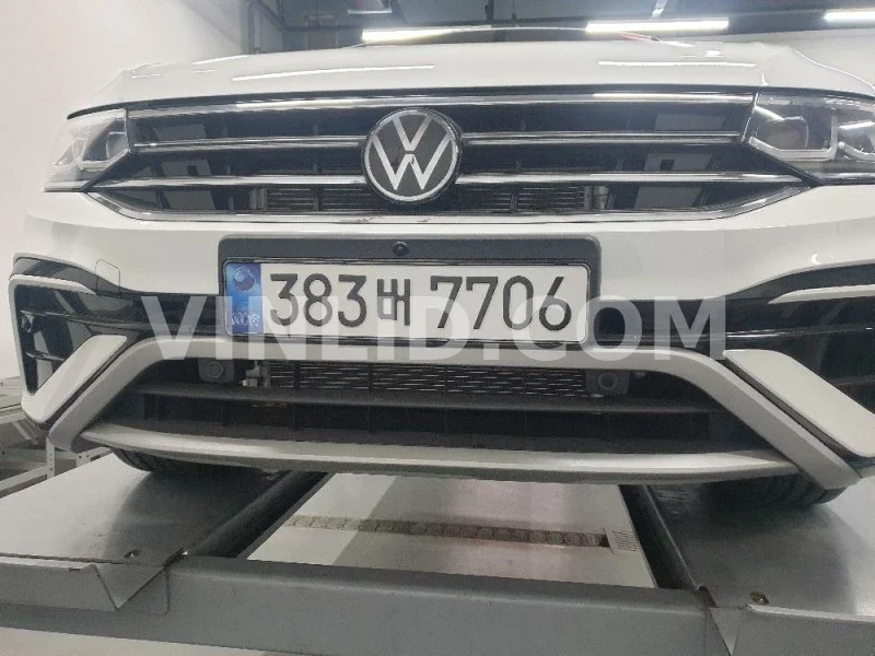 2024 Volkswagen Tiguan Allspace - Photo 1