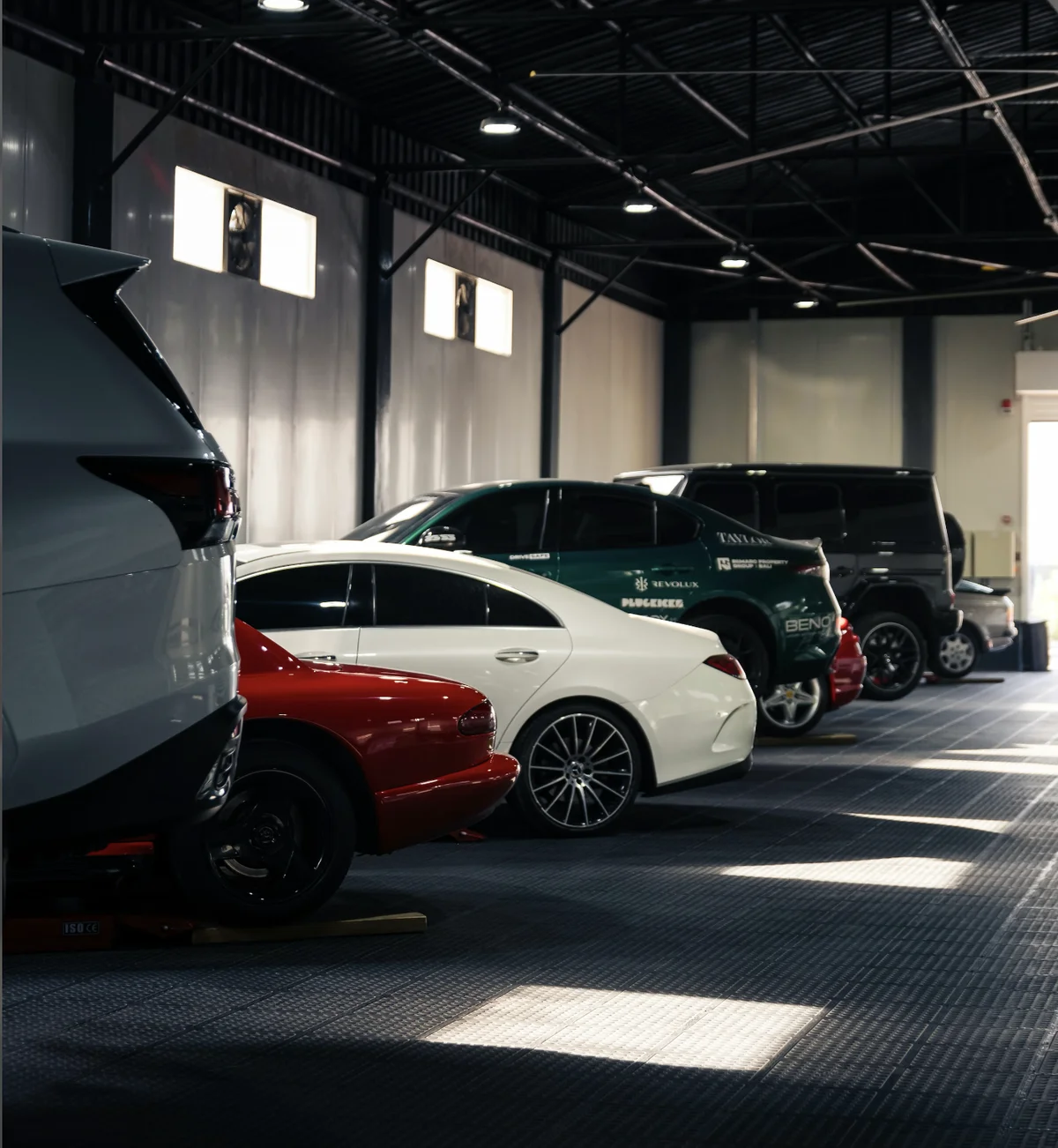 How to Use a VIN Report to Lower the Car Price
