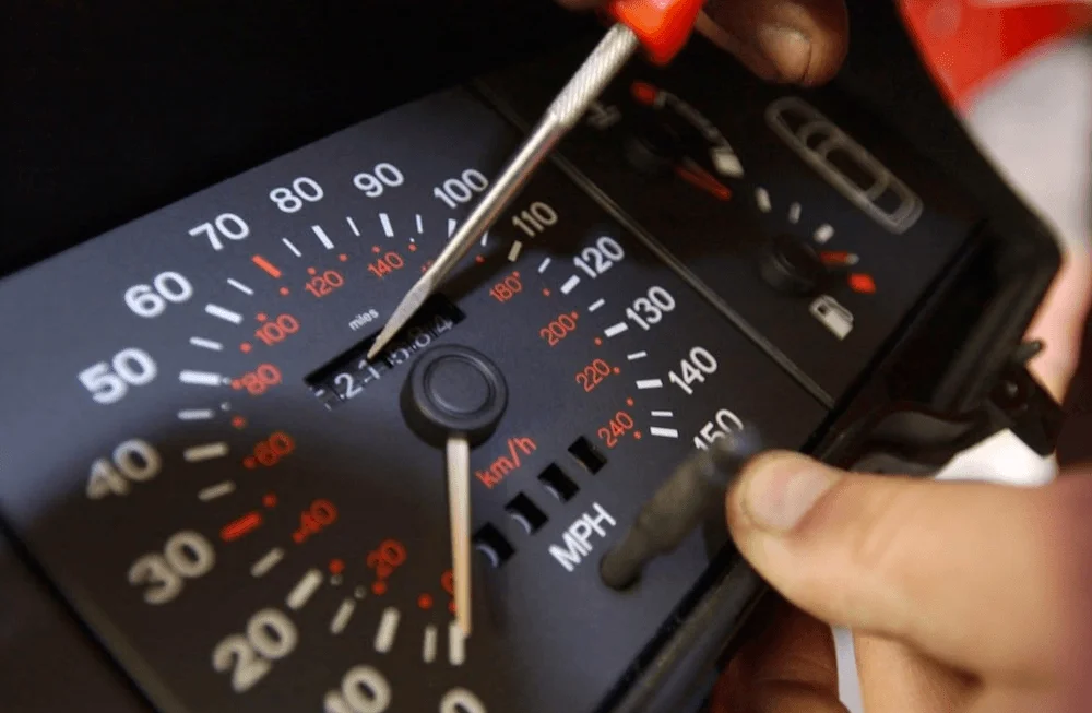 Odometer Fraud: How to Detect Mileage Rollback